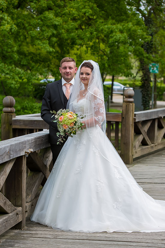 Hochzeit-in-Schloss-Gifhorn-Schlosspark-Shooting-Brautpaar-wedding-Klassisch-Sergej-Metzger-Hochzeitsvideo-Hannover-Fotograf-Hildesheim