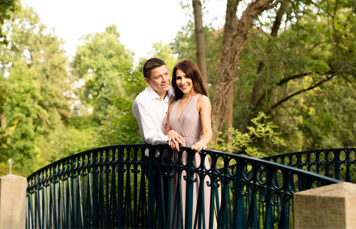 fotograf-natalja-frei-paar-paarfotoshooting-fotoshootinghildesheim-liebespaar-liebe-ehrlicherpark-bruecke-hildesheim-sarstedt