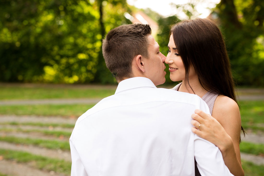 fotograf-natalja-frei-paar-paarfotoshooting-fotoshootinghildesheim-liebespaar-liebe-ehrlicherpark-hildesheim-bielefeld-hannover-bad-salzdetfurth