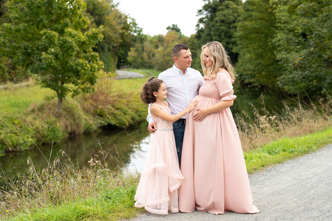 fotograf-natalja-frei-schwangerschaft-fotoshootinghildesheim-familie-familienfoto-hildesheim-gronau-alfeld-sibbesse-sarstedt-hasede