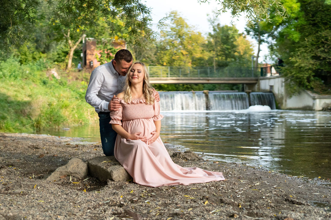 fotograf-natalja-frei-schwangerschaft-fotoshootinghildesheim-familie-familienfoto-papa-mama-baby-hildesheim-gronau-alfeld-sibbesse-sarstedt-hasede