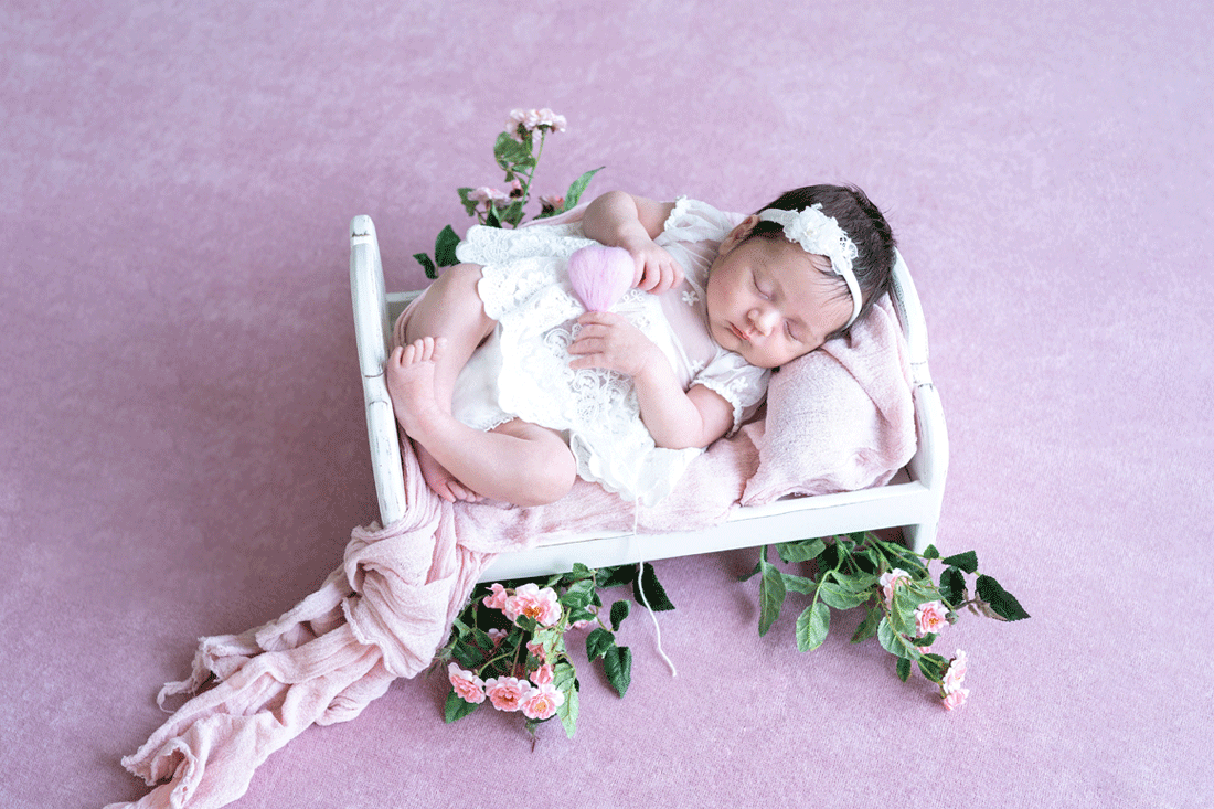 Fotograf-Baby-Neugeborene-Newborn-Natalja-Frei-Fotografie-Sibbesse-Moellersen-Hoenze-Niers-Eitzum-Barfelde-Gronau-Elze-Betheln-Mehle-Hohenhameln-Groß-Förste-Brüggen-Giesen-Diekholzen-Schellerten-Emmerke-Ahrbergen.jpg